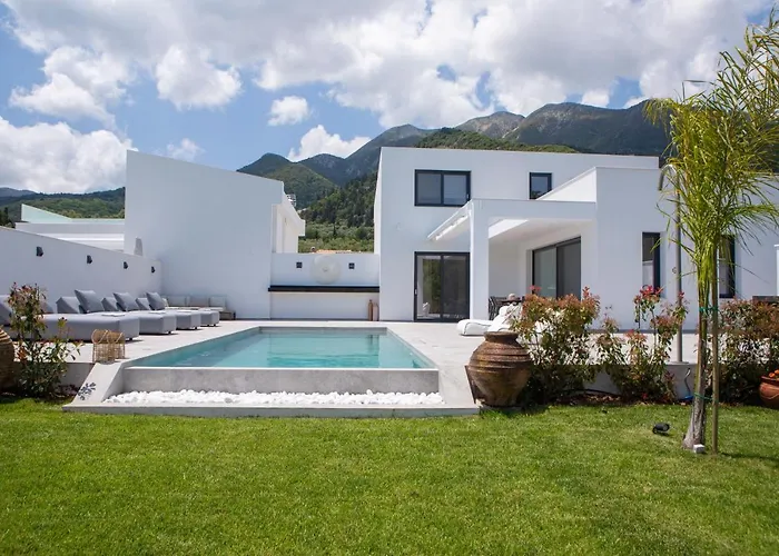 Eros - Afroditi Collection Nydri (Lefkada)